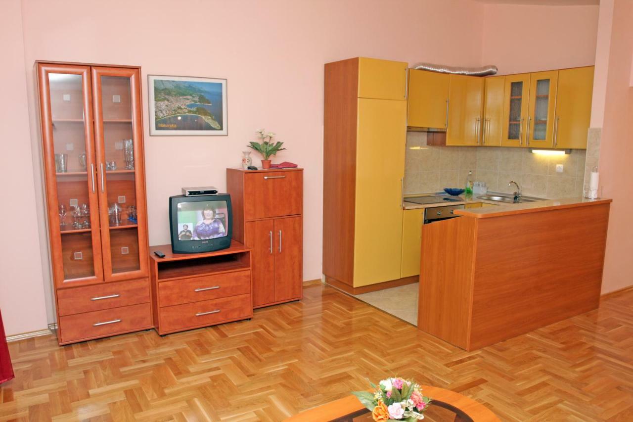 Apartmani Paula Makarska Ngoại thất bức ảnh