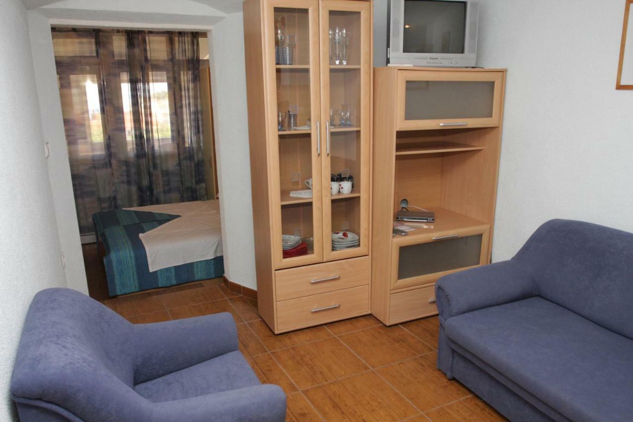 Apartmani Paula Makarska Ngoại thất bức ảnh