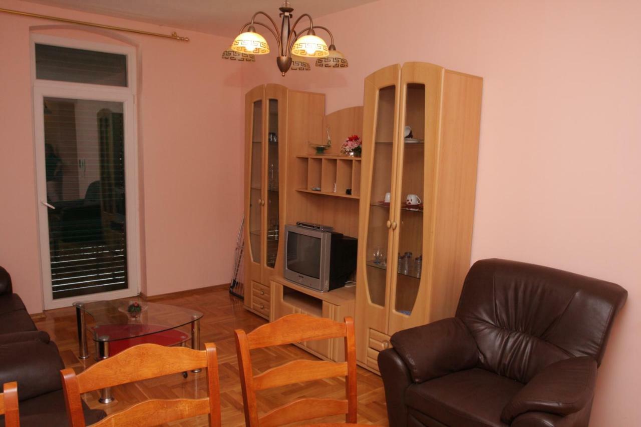 Apartmani Paula Makarska Ngoại thất bức ảnh