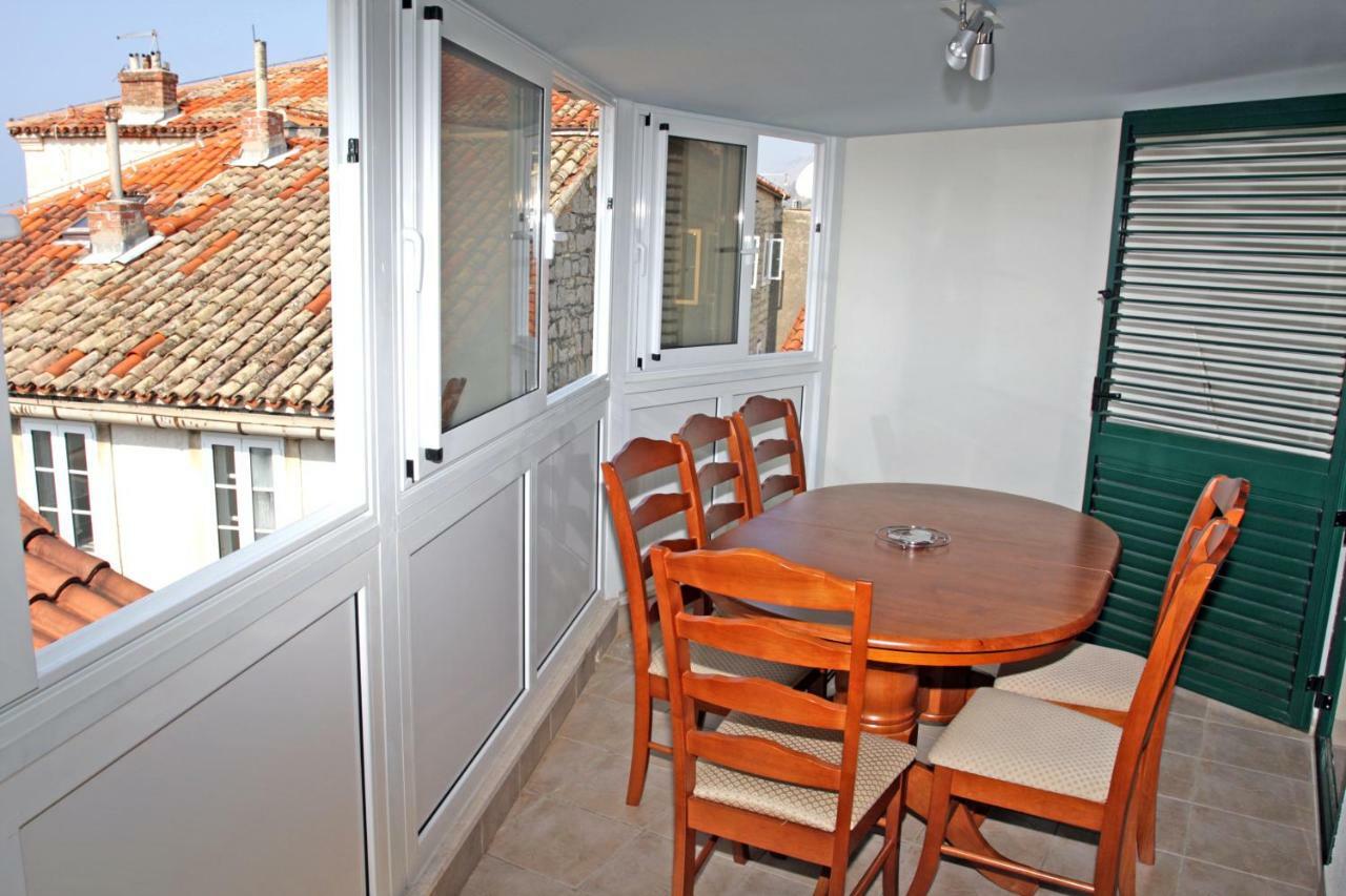 Apartmani Paula Makarska Ngoại thất bức ảnh